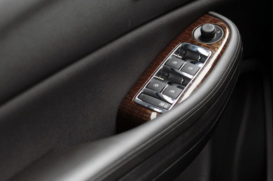  Chevrolet Malibu ECO 2013 года  (фото 9 из 141)